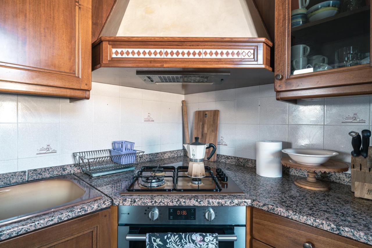 Te Vojo Ben -Furnished Flat- Apartment Santa Maria Di Sala Luaran gambar