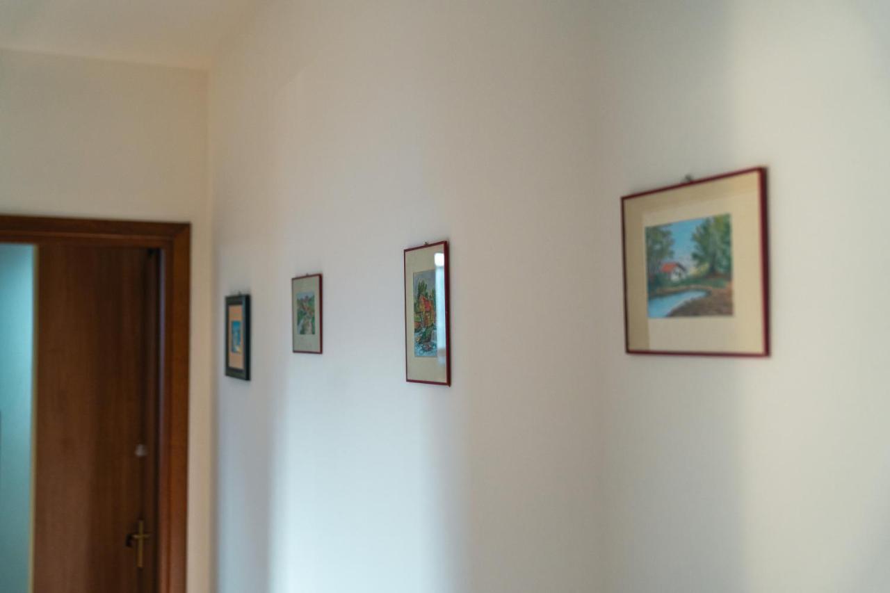 Te Vojo Ben -Furnished Flat- Apartment Santa Maria Di Sala Luaran gambar